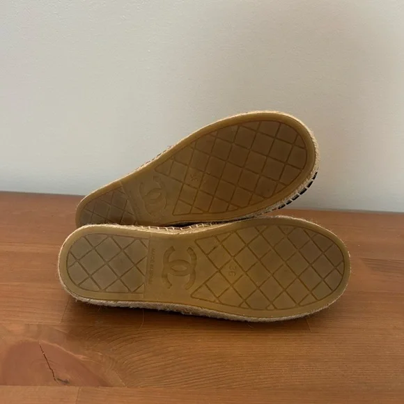 Chanel beige velvet espadrille. Size 36 - Picture 6 of 6
